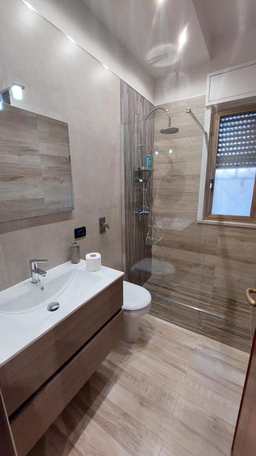 איסולה דלה פמינה Casa Vacanze L'Isola Del Relax מראה חיצוני תמונה